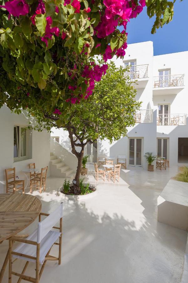 Kokoon Hotell Páros Exteriör bild